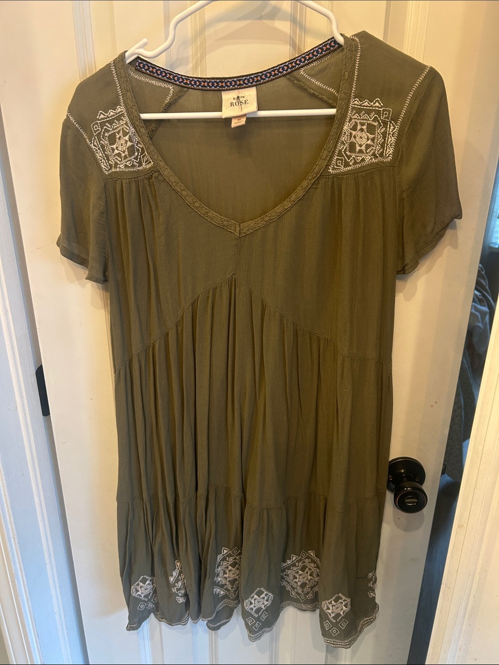Knox Rose Olive Embroidered V-Neck Dress